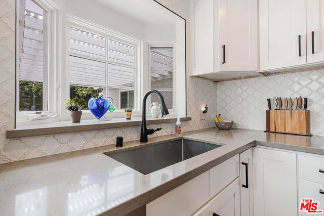 8101 Stewart Avenue, Los Angeles, CA 90045