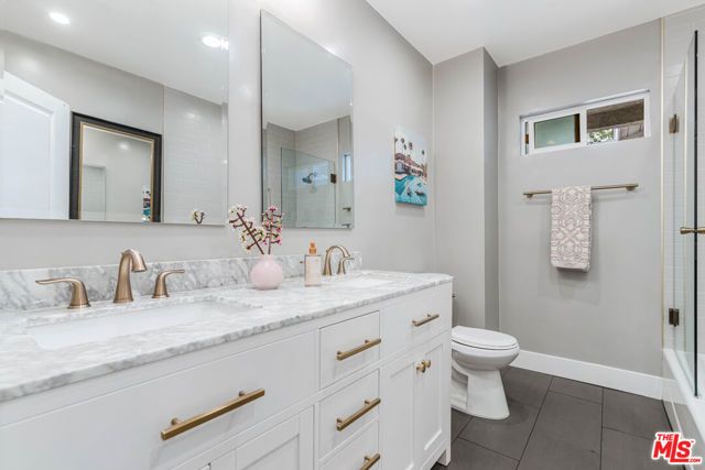 8101 Stewart Avenue, Los Angeles, CA 90045