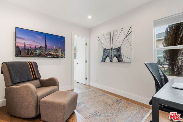 8101 Stewart Avenue, Los Angeles, CA 90045