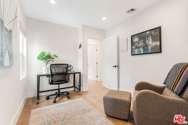 8101 Stewart Avenue, Los Angeles, CA 90045