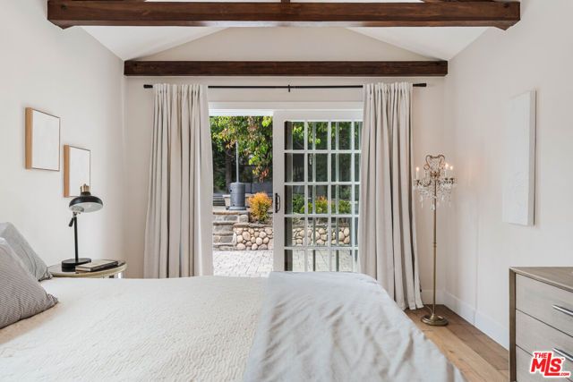 8101 Stewart Avenue, Los Angeles, CA 90045