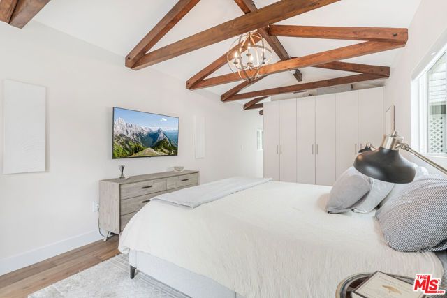 8101 Stewart Avenue, Los Angeles, CA 90045