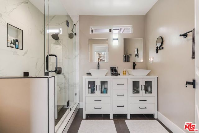 8101 Stewart Avenue, Los Angeles, CA 90045