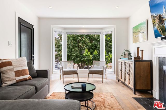 8101 Stewart Avenue, Los Angeles, CA 90045