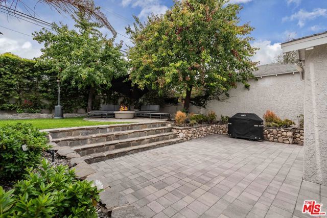 8101 Stewart Avenue, Los Angeles, CA 90045