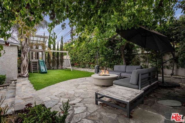 8101 Stewart Avenue, Los Angeles, CA 90045