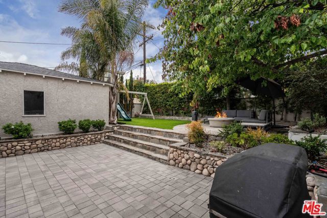 8101 Stewart Avenue, Los Angeles, CA 90045