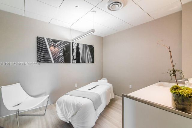 460 NE 28th St 2508, Miami, FL 33137