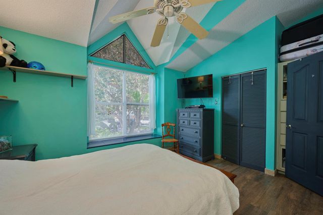 1320 Coral Park Lane Lane 301, Vero Beach, FL 32963