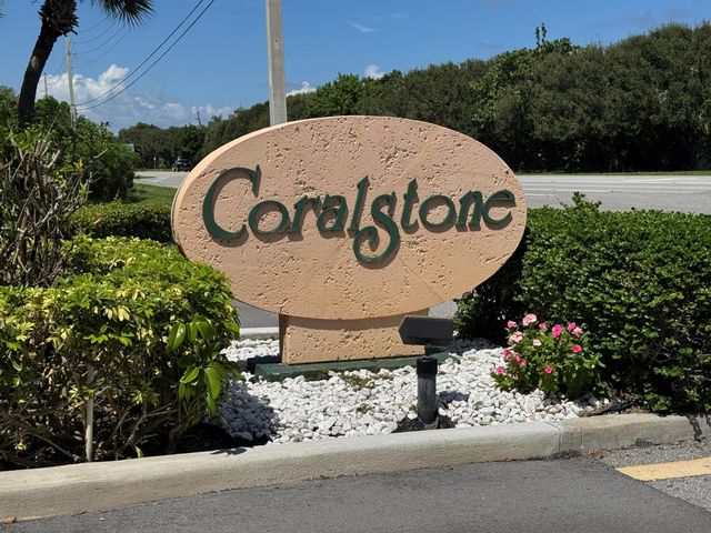 1320 Coral Park Lane Lane 301, Vero Beach, FL 32963