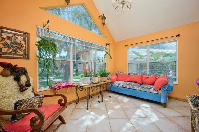 1320 Coral Park Lane Lane 301, Vero Beach, FL 32963