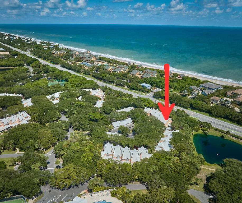 1320 Coral Park Lane Lane 301, Vero Beach, FL 32963