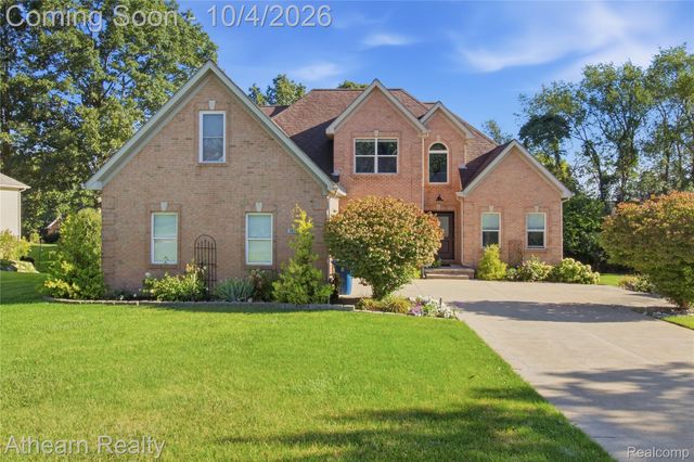 16189 Hill Forest Drive, Fenton Charter Township, MI 48451