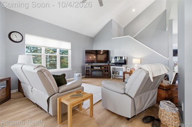 16189 Hill Forest Drive, Fenton Charter Township, MI 48451