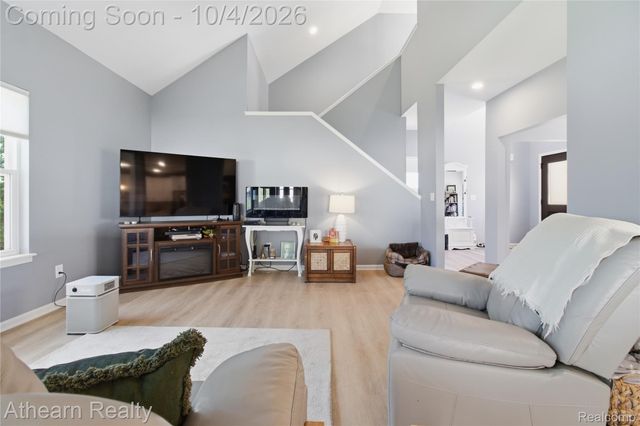 16189 Hill Forest Drive, Fenton Charter Township, MI 48451