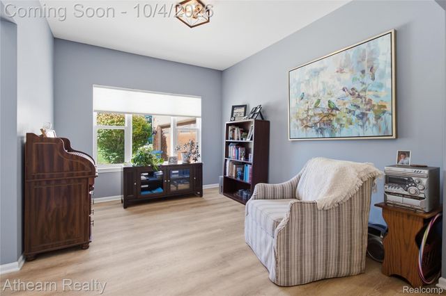 16189 Hill Forest Drive, Fenton Charter Township, MI 48451