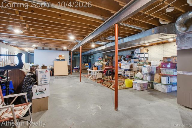 16189 Hill Forest Drive, Fenton Charter Township, MI 48451
