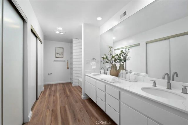 300 S Reno Street 303, Los Angeles, CA 90057