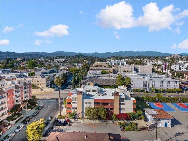 300 S Reno Street 303, Los Angeles, CA 90057