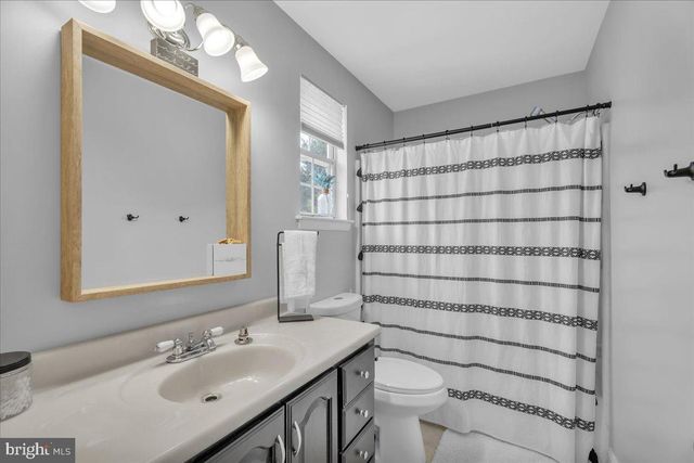 846 SAINT REGIS CT, West Deptford, NJ 08051