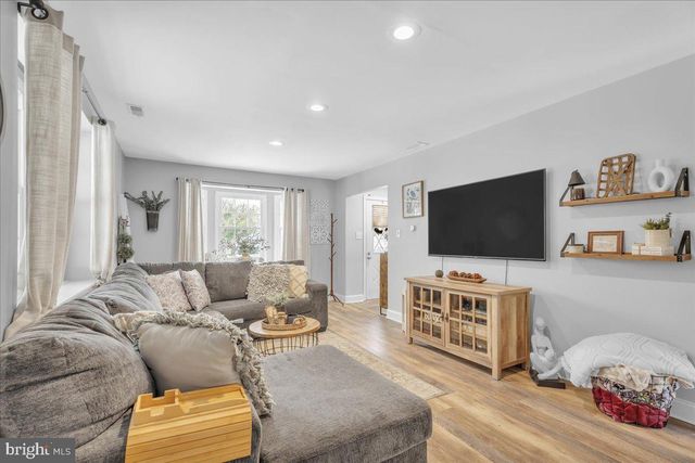 846 SAINT REGIS CT, West Deptford, NJ 08051