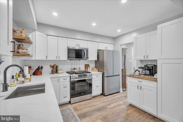 846 SAINT REGIS CT, West Deptford, NJ 08051