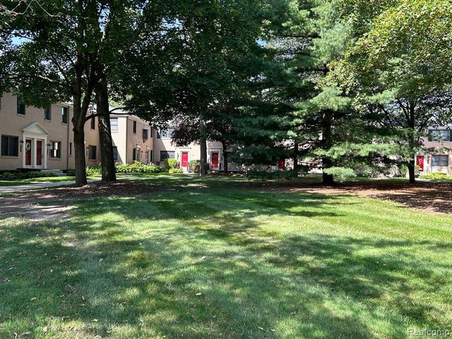 719 N Eton Street, Birmingham, MI 48009