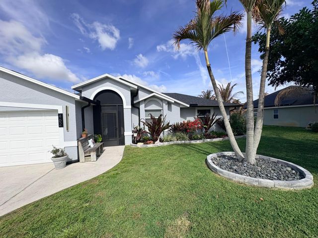 462 SE Cork Road, Port St. Lucie, Port St Lucie, FL 34984