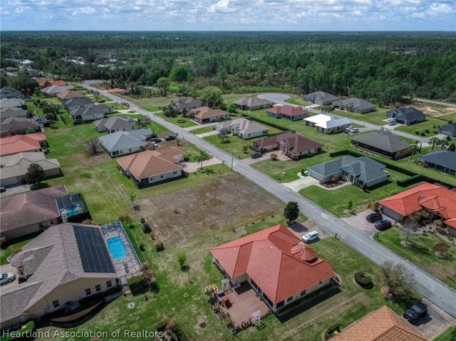 5020 Sugar Bay Street, Sebring, FL 33872