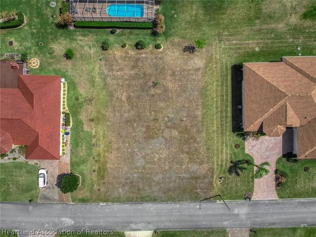 5020 Sugar Bay Street, Sebring, FL 33872