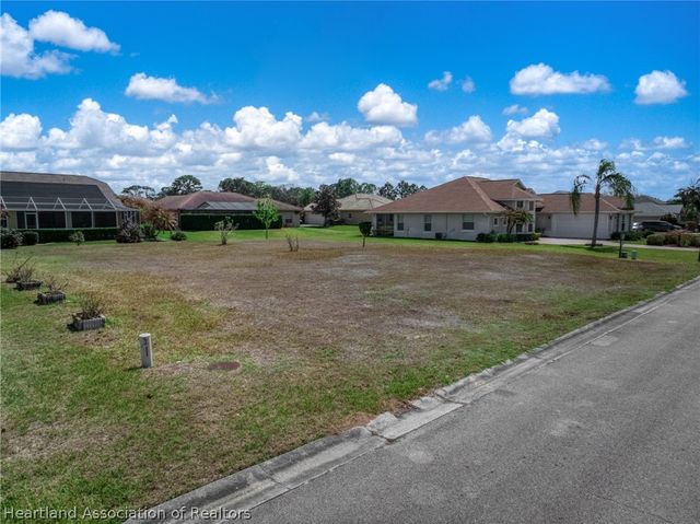 5020 Sugar Bay Street, Sebring, FL 33872