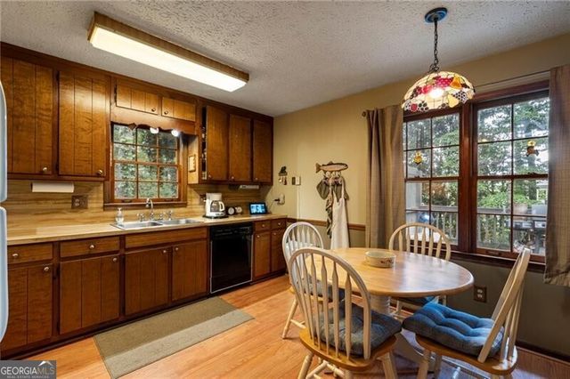 1982 Winding Creek Lane SW, Marietta, GA 30064