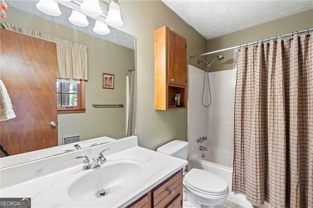 1982 Winding Creek Lane SW, Marietta, GA 30064