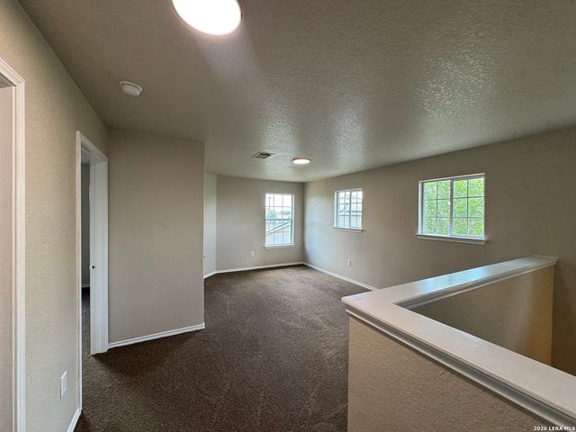 11426 Four Iron Way, San Antonio, TX 78221