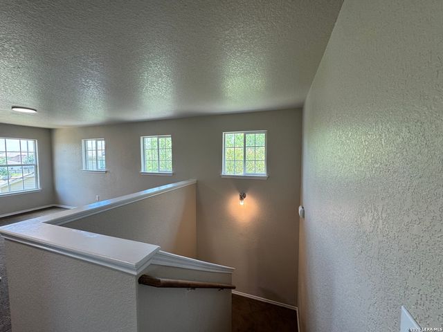 11426 Four Iron Way, San Antonio, TX 78221