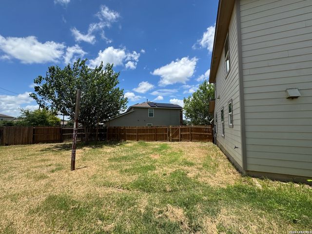 11426 Four Iron Way, San Antonio, TX 78221