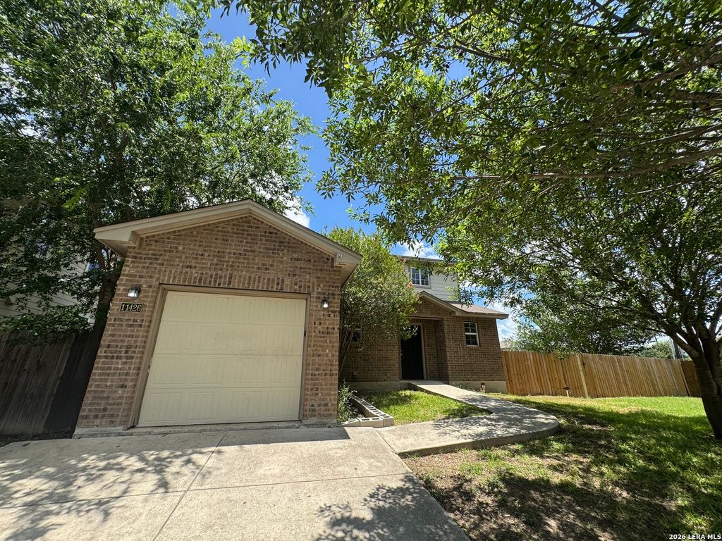 11426 Four Iron Way, San Antonio, TX 78221