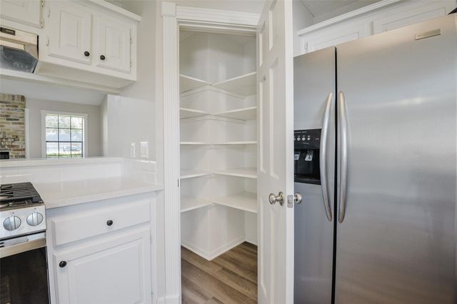 3223 Deep Anchor Way, Crosby, TX 77532