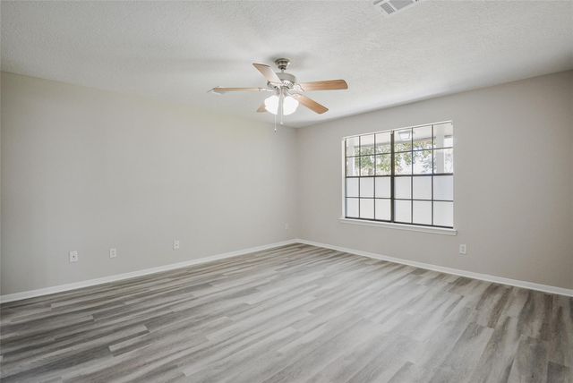3223 Deep Anchor Way, Crosby, TX 77532