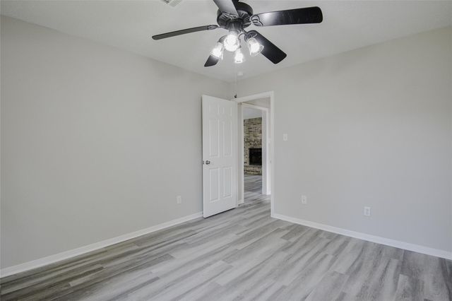 3223 Deep Anchor Way, Crosby, TX 77532