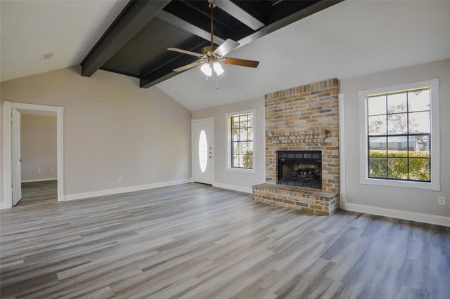 3223 Deep Anchor Way, Crosby, TX 77532