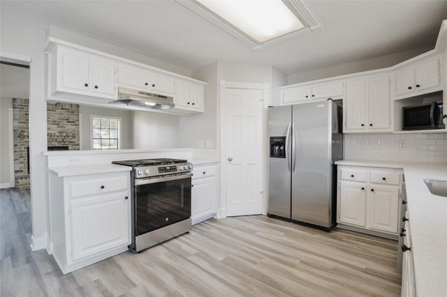 3223 Deep Anchor Way, Crosby, TX 77532