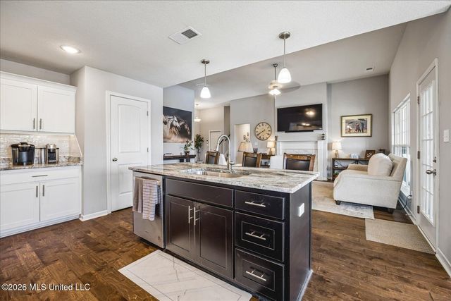 3184 Magnolia Bloom Drive, Hernando, MS 38632