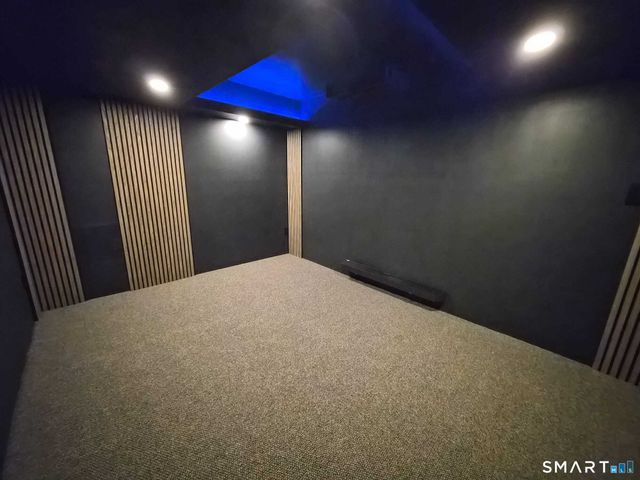 14 Codfish Lane, Weston, CT 06883