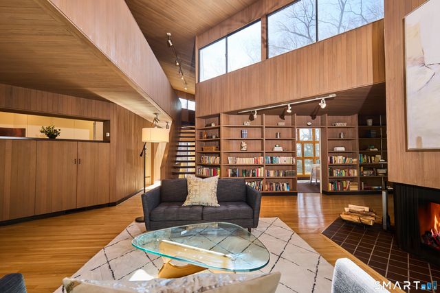 14 Codfish Lane, Weston, CT 06883