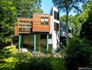 14 Codfish Lane, Weston, CT 06883