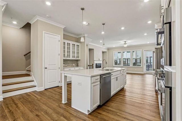 933 Catamaran Court, Alpharetta, GA 30005