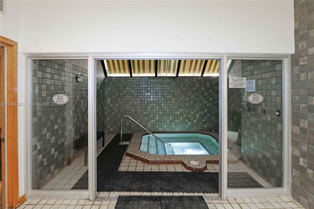 1000 Quayside Ter 1608, Miami, FL 33138