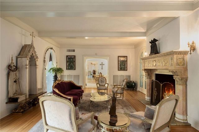 4175 N Van Ness Boulevard N, Fresno, CA 93704