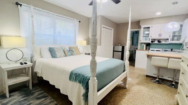 1761 SIESTA DR & 1760 WISCONSIN LN, Sarasota, FL 34239